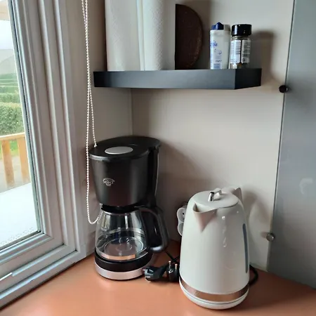 אתר קמפינג Mobil-home F003 Le Phare *