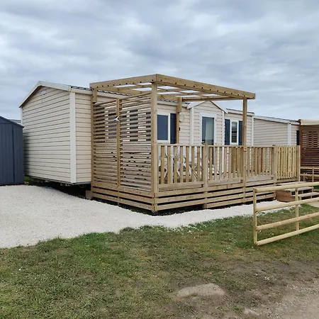 Mobil-home F003 Le Phare לה פורטל